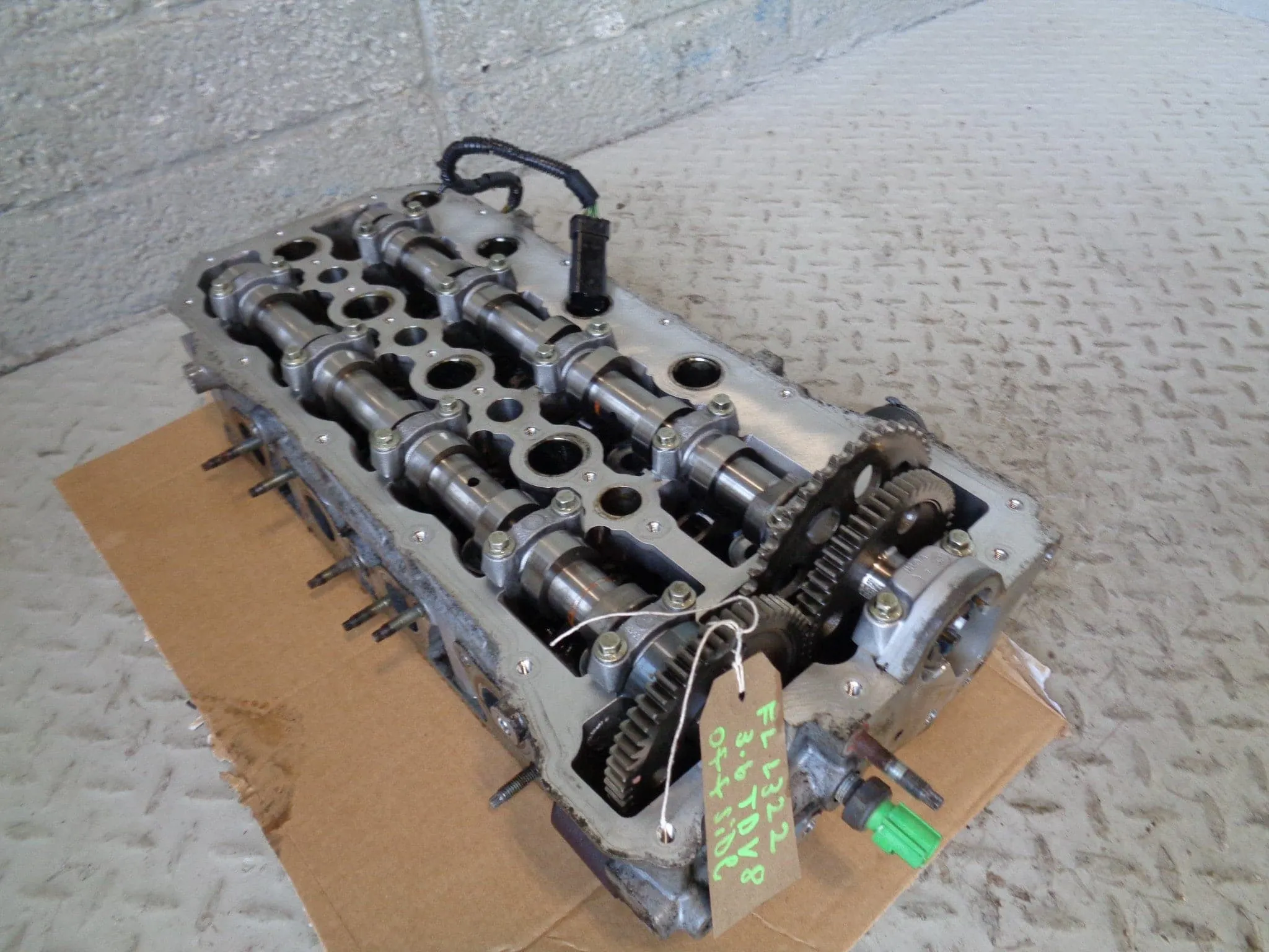 Cylinder Head 3.6 TDV8 Off Side Right Range Rover Sport  Range Rover L322