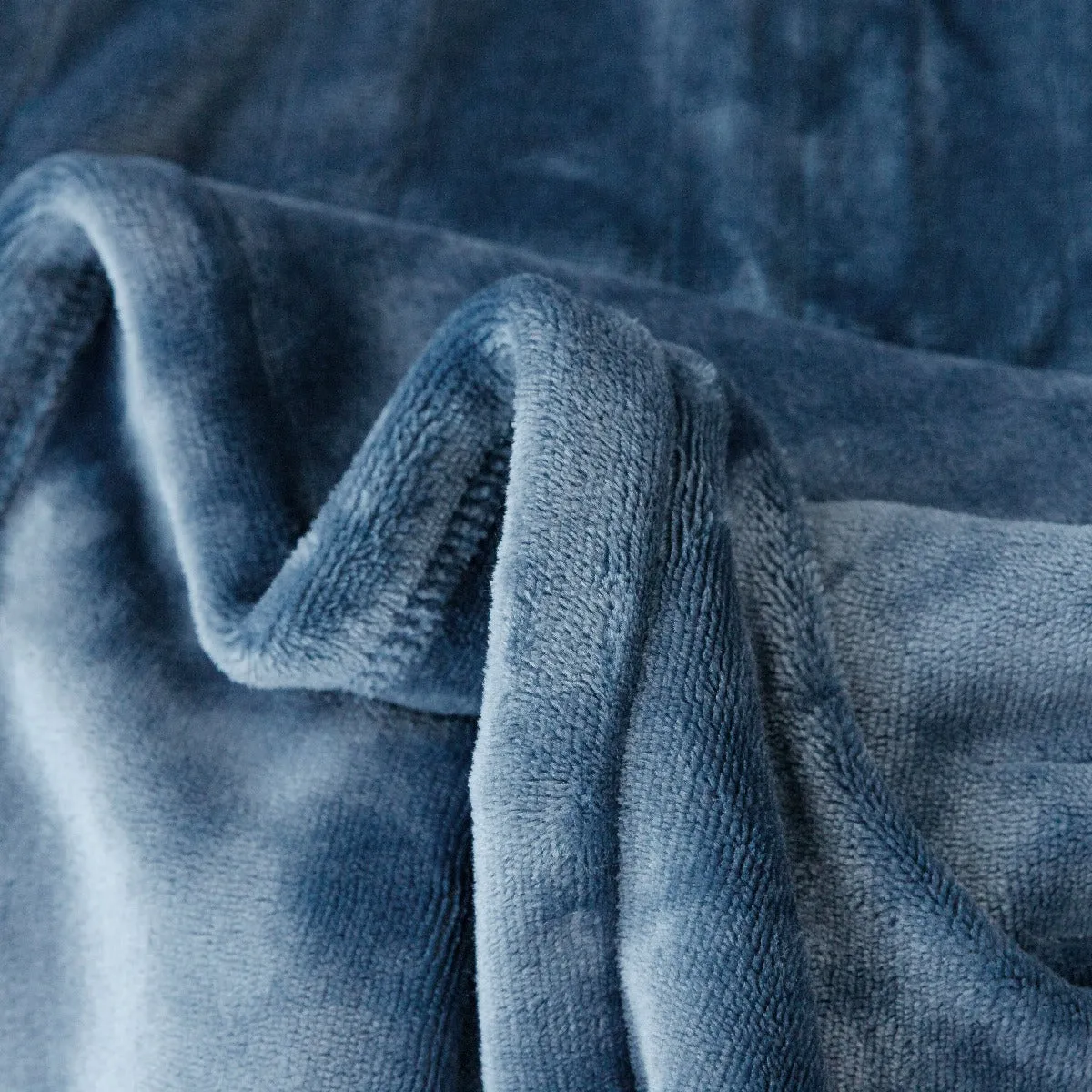 Microplush Heated 50x60 Throw